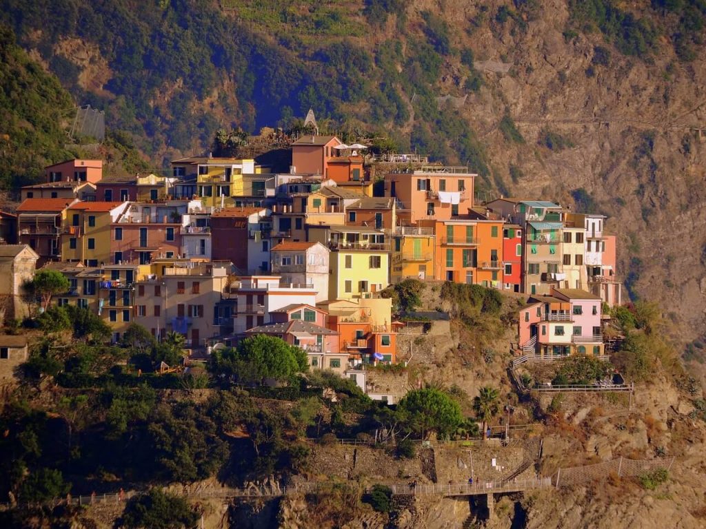 Cinque Terre Location village perché