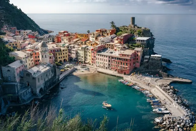 Vue plongeante sur Vernazza